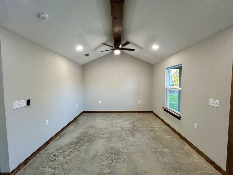 Building Photo - 6328 Ted Trout Dr