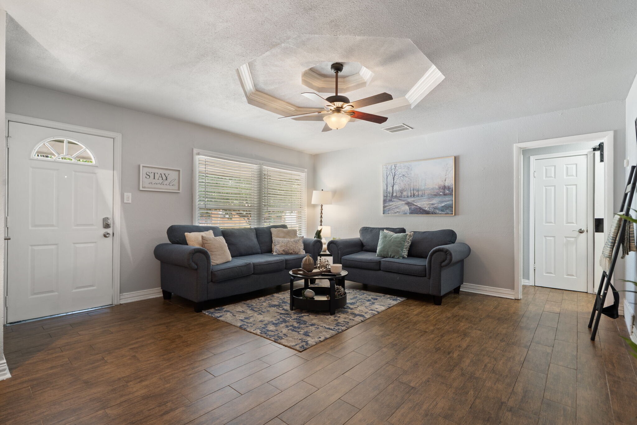 Building Photo - 6418 Onyx Dr N