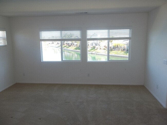 Building Photo - 4 bedroom Menifee home in the Gated Commun...