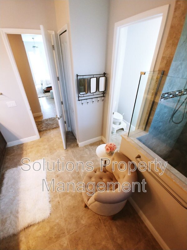 Building Photo - 918 Casa Dolce Casa Cir