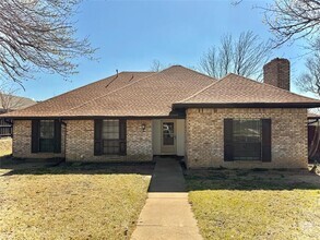 Building Photo - 4200 San Saba Ct