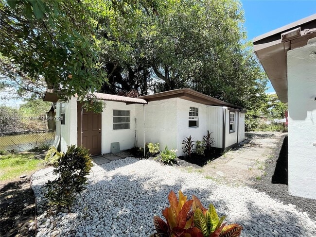 Building Photo - 11730 NW 22nd Ct