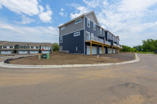 Building Photo - Brand new construction townhouse, upgrades...