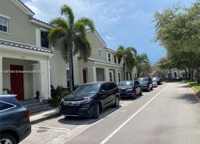 Building Photo - 9203 SW 170th Ct