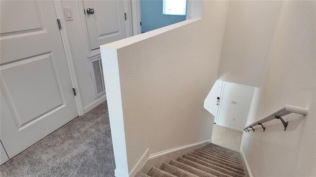 Building Photo - 2937 Skyline Lp