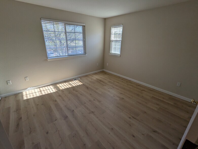 Third Bedroom - 711 Gateway Cir