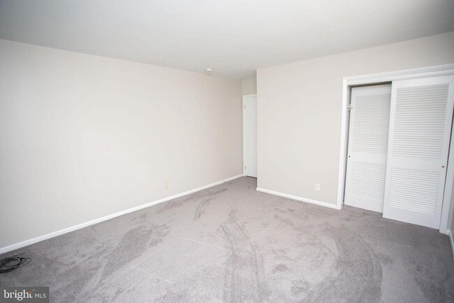 Building Photo - 1016 Eagle Ln