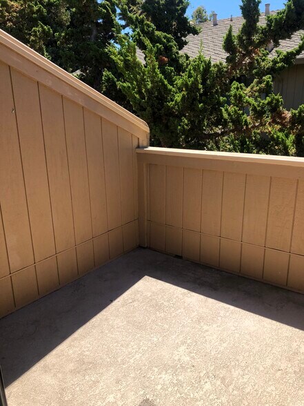 Building Photo - 538 Ironwood Ter
