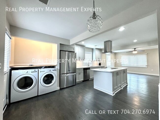 Building Photo - 1434 Orvis St