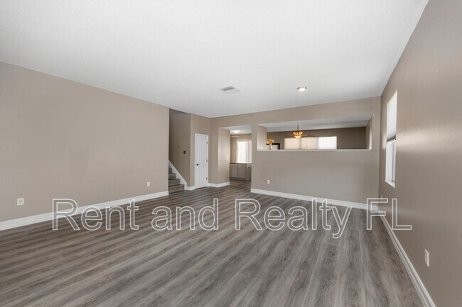 Building Photo - 12107 Fern Haven Ave