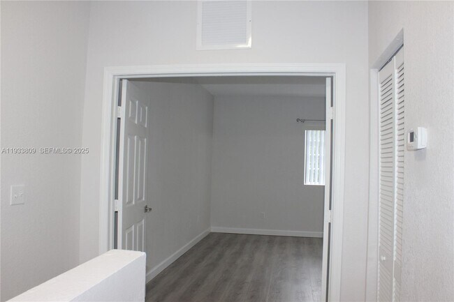 Building Photo - 3558 NW 29th Ct