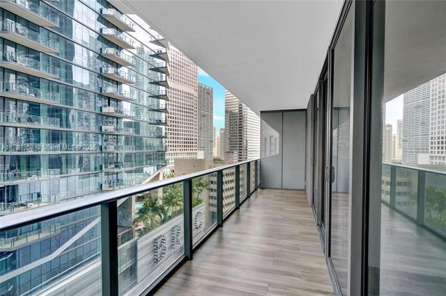Building Photo - 801 S Miami Ave