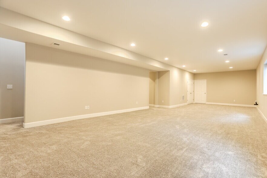 Building Photo - 26442 E Moraine Pl