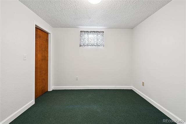 Building Photo - 15140 E Columbia Dr