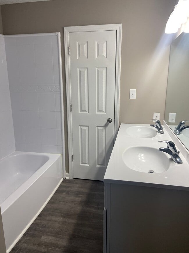 Building Photo - 2119 Grider Pond Rd