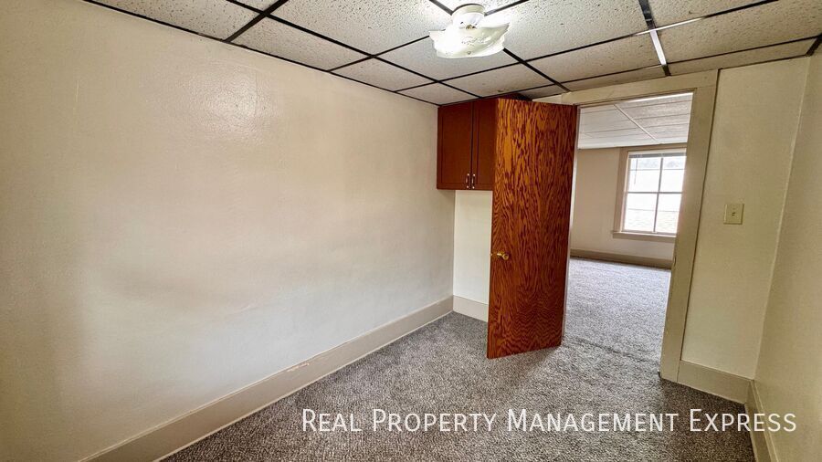 Building Photo - 708 S Euclid Ave