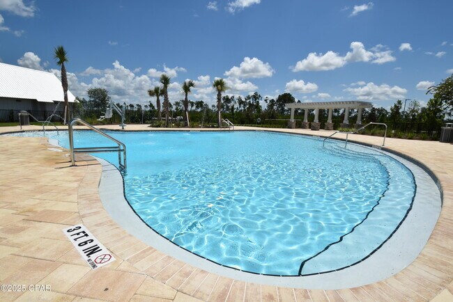 Building Photo - 4858 Sweetspire Dr