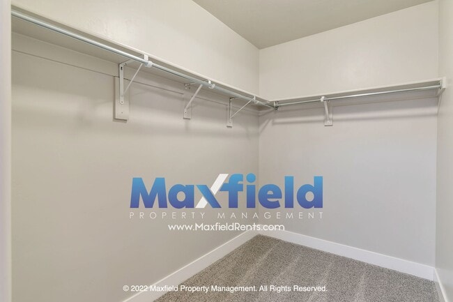 Building Photo - Immaculate 3BD, 3 BA, 2GA Draper townhome with super fast fiber internet