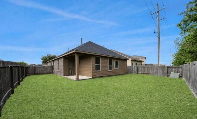 Building Photo - 3211 Norville Ln