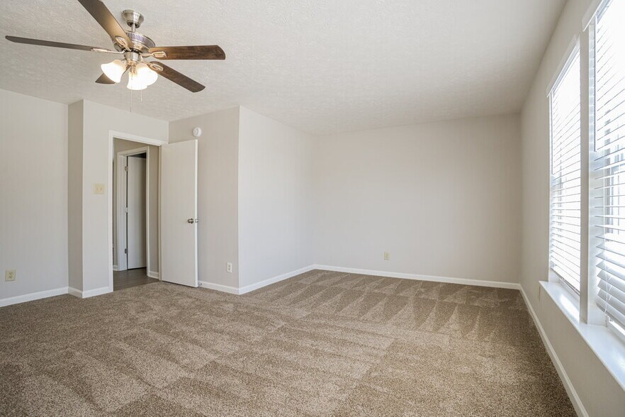 Building Photo - 1589 Matthew Allen Cir
