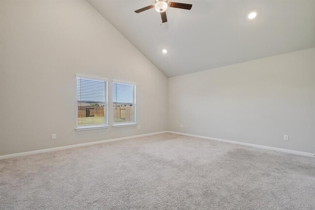 Building Photo - 112 Comet Pointe Dr