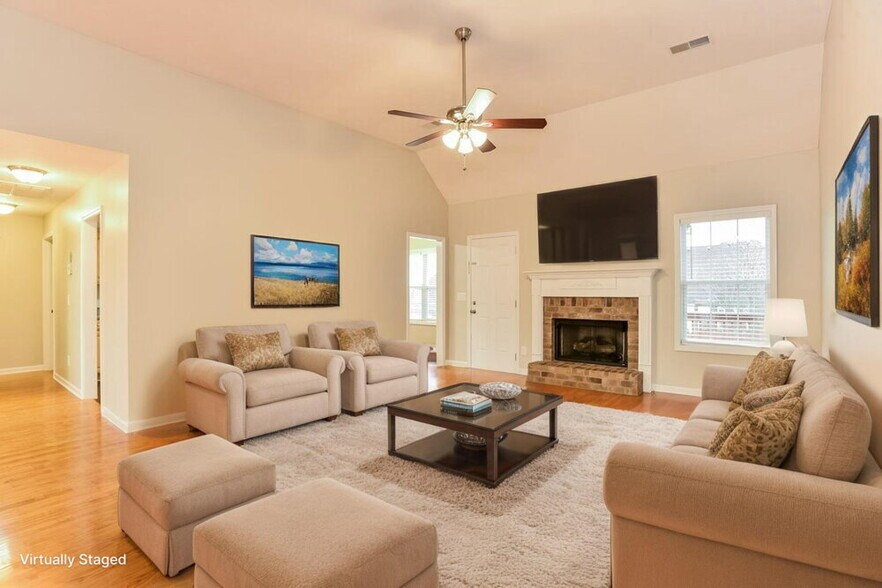 Building Photo - 5007 Monaco Dr