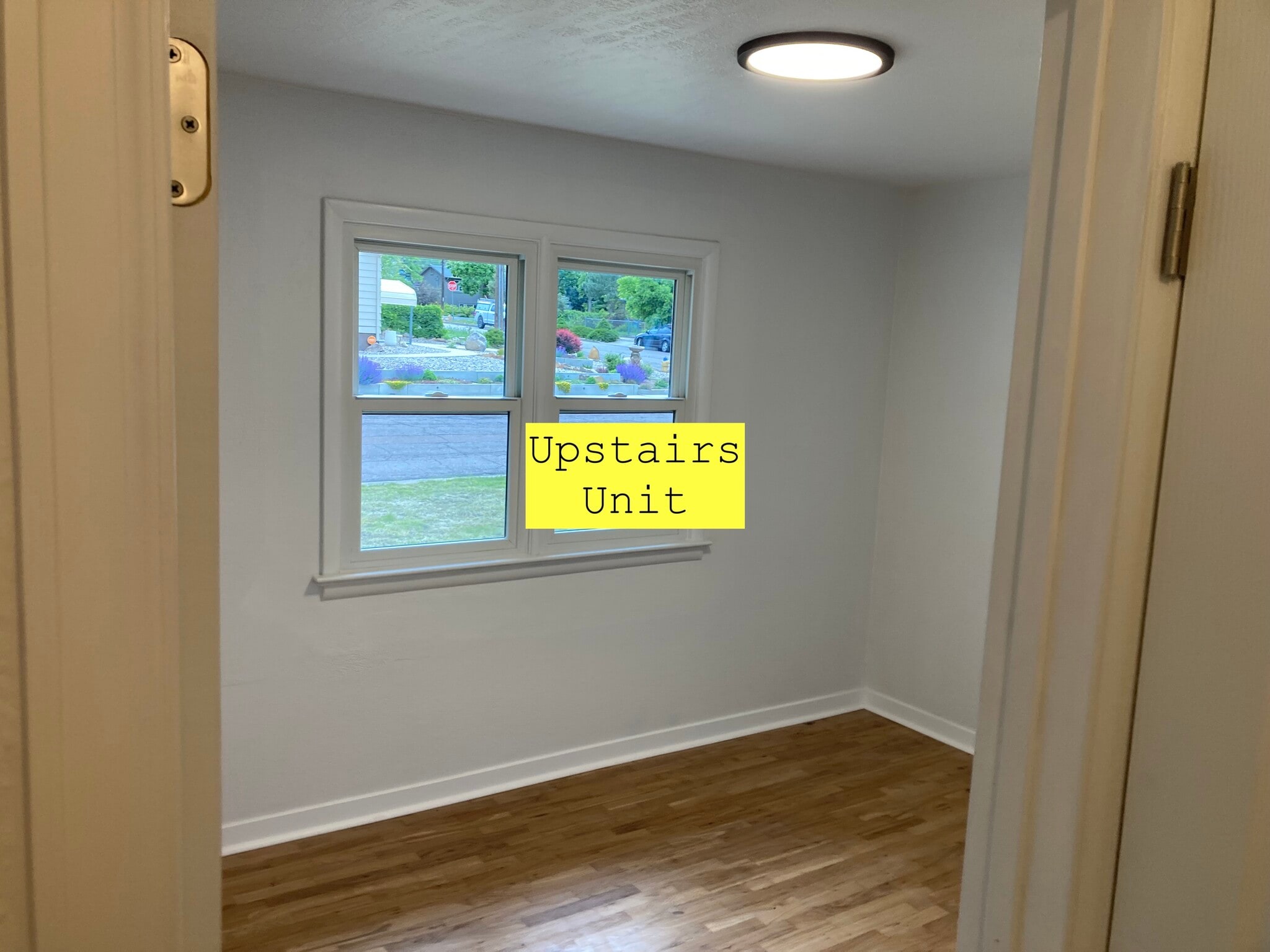 Building Photo - 943 Raymond Pl