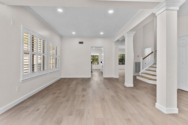 Building Photo - 35 Amber Sky Pl