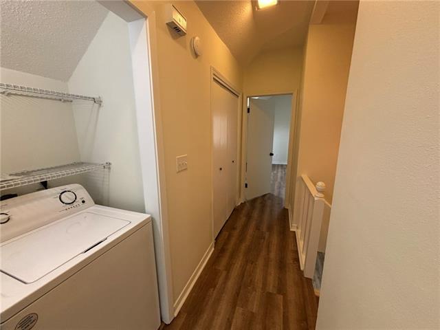 Building Photo - 103 W St Mary Dr