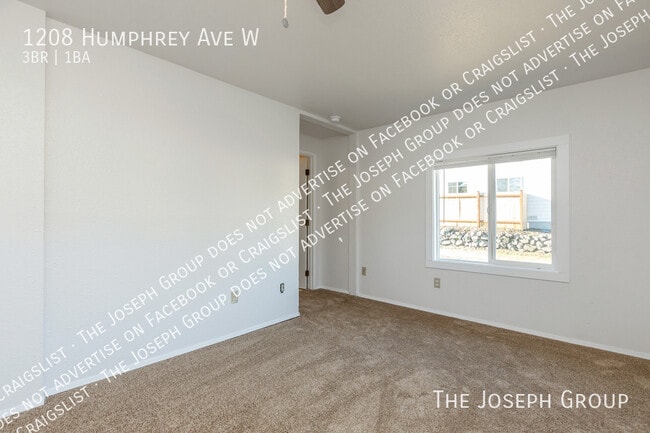 Building Photo - 1208 Humphrey Ave W