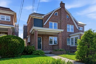 Building Photo - 203 Barrett St