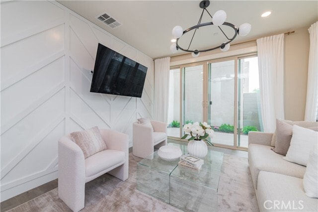 Building Photo - 111 Bosque