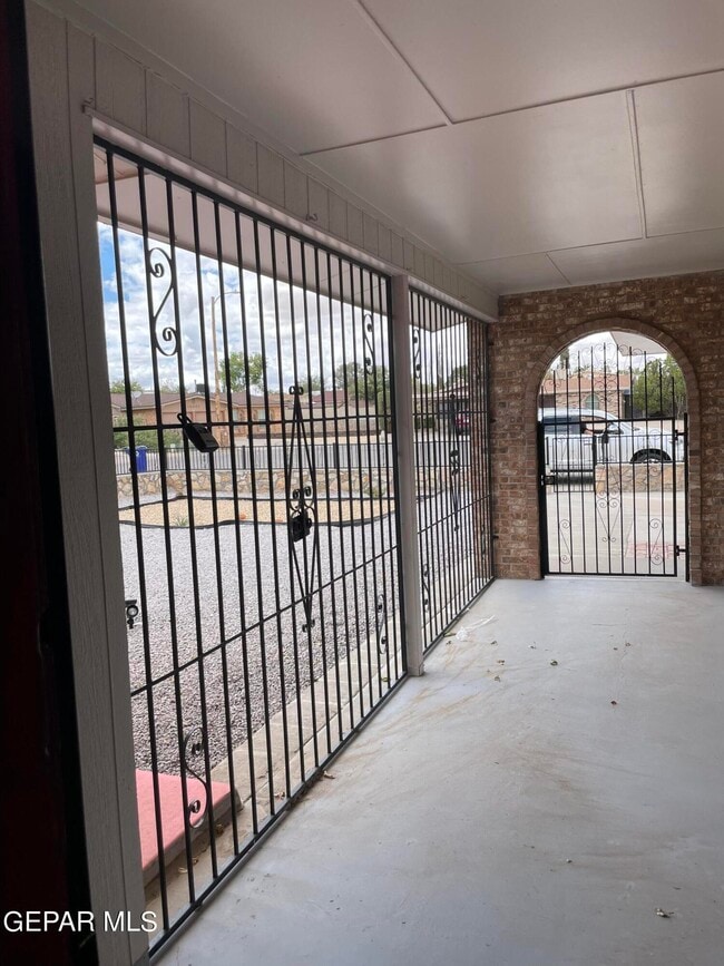 Building Photo - 10604 Fieldrock Ct