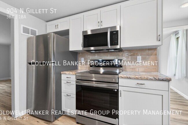 Building Photo - 904 N Gillett St