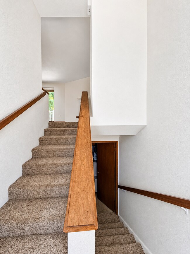 Building Photo - Beautiful Split-Level Home with Fireplace, Deck, Garage, and EV Charger