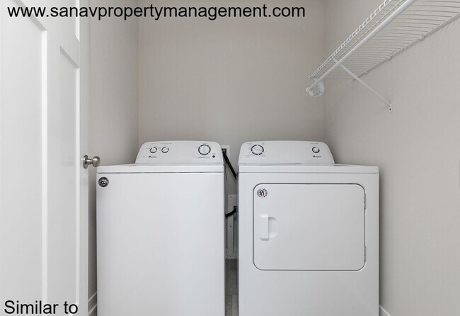 Building Photo - Modern 2-Story Home in Waukee School District