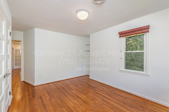 Building Photo - 1700 14th St S