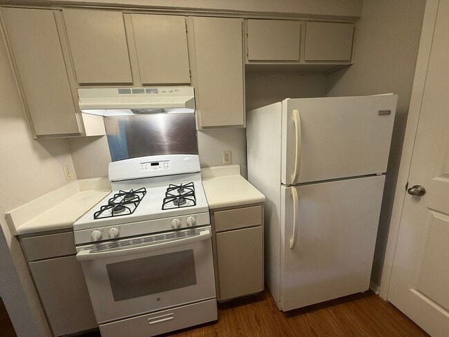 Building Photo - Vigil Properties2 (12812 Tomanet Trl)