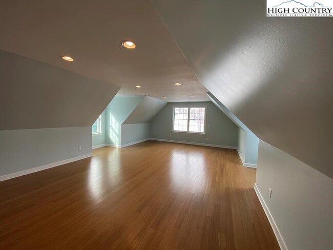 Building Photo - 6287 Idlewild Rd