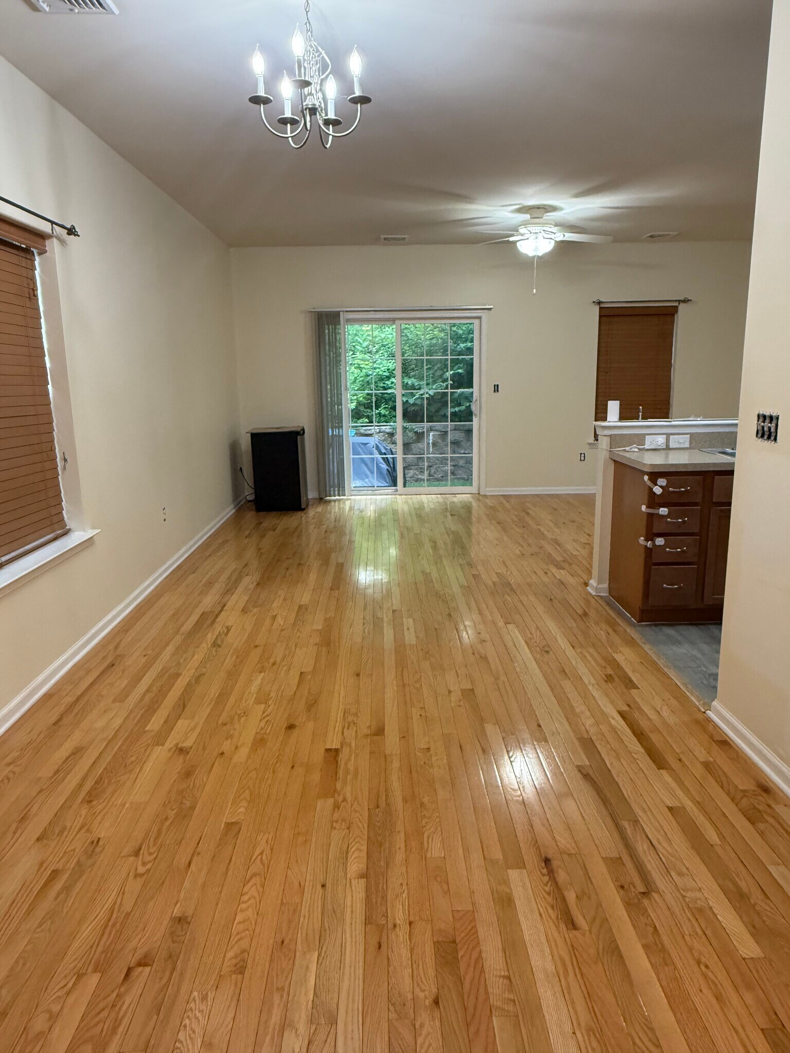 Building Photo - 1504 Crest Park Ct