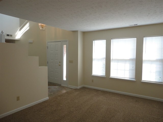 Building Photo - 4002 Cherry Blossom Blvd