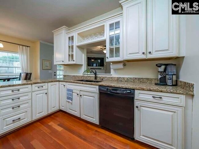 Building Photo - 306 Coventry Lake Dr