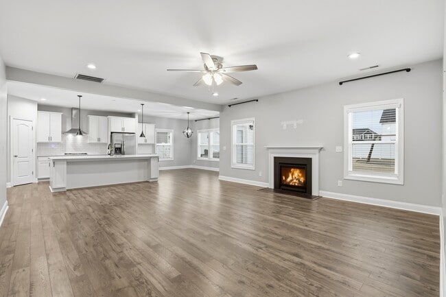 Building Photo - 107 Salmon Ln