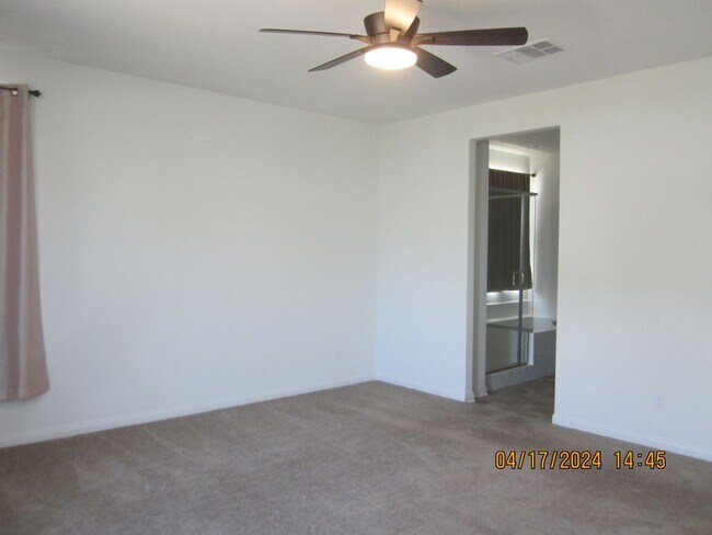 Building Photo - COOL POOL, PARKS AND NEAR NEW 3 BR PLUS DEN IN MEINFEE