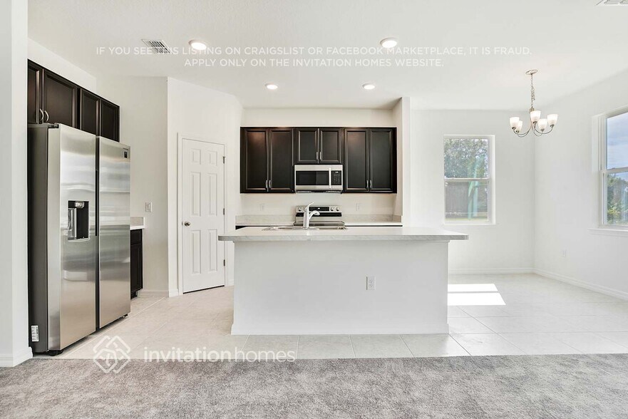 Building Photo - 754 Lucaya Dr