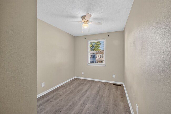 Building Photo - 3061 Breslaw Ct