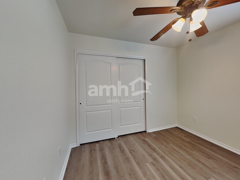 Building Photo - 6112 Fred Couples