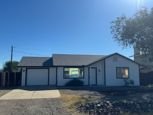 Primary Photo - 2 Bedroom 1 Bathroom Home in Prescott Vall...