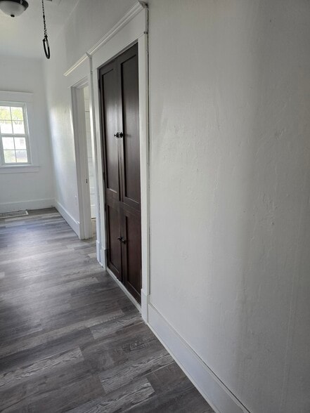 Building Photo - 434 3rd St