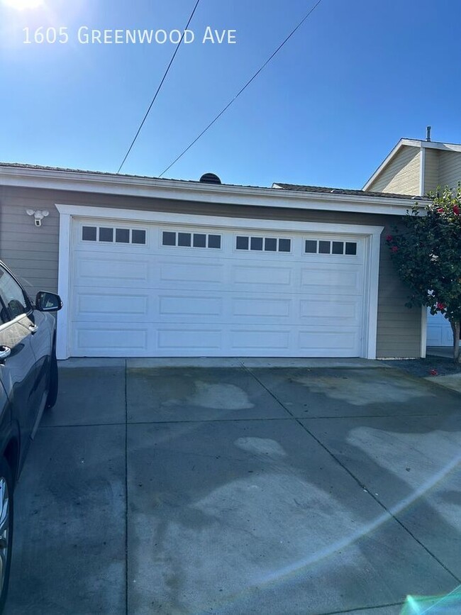 Building Photo - Beautiful Single-Family Home in the Heart ...